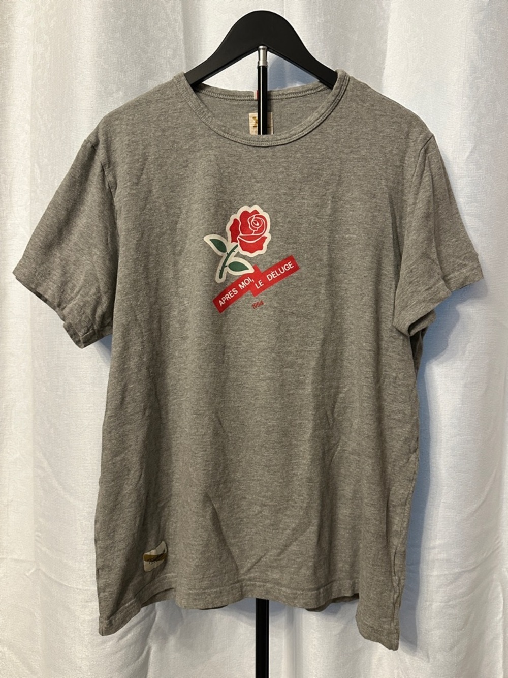 Tracksmith New England for Breaking Barriers Apres Moi Le Deluge, Unisex, XL